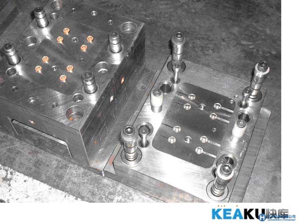 我廠供應優質塑膠模加工